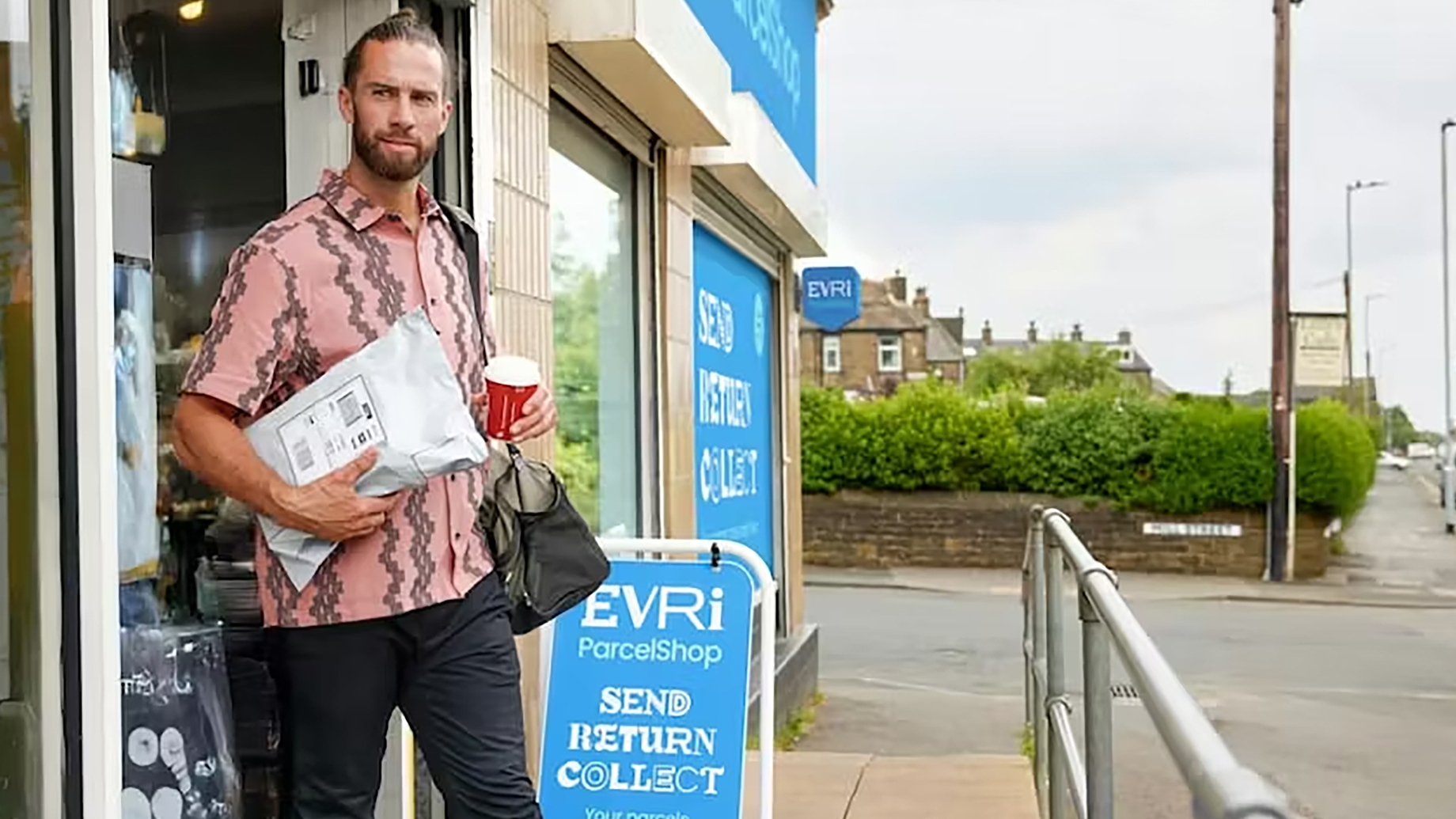 Client coming out Evri parcel shop