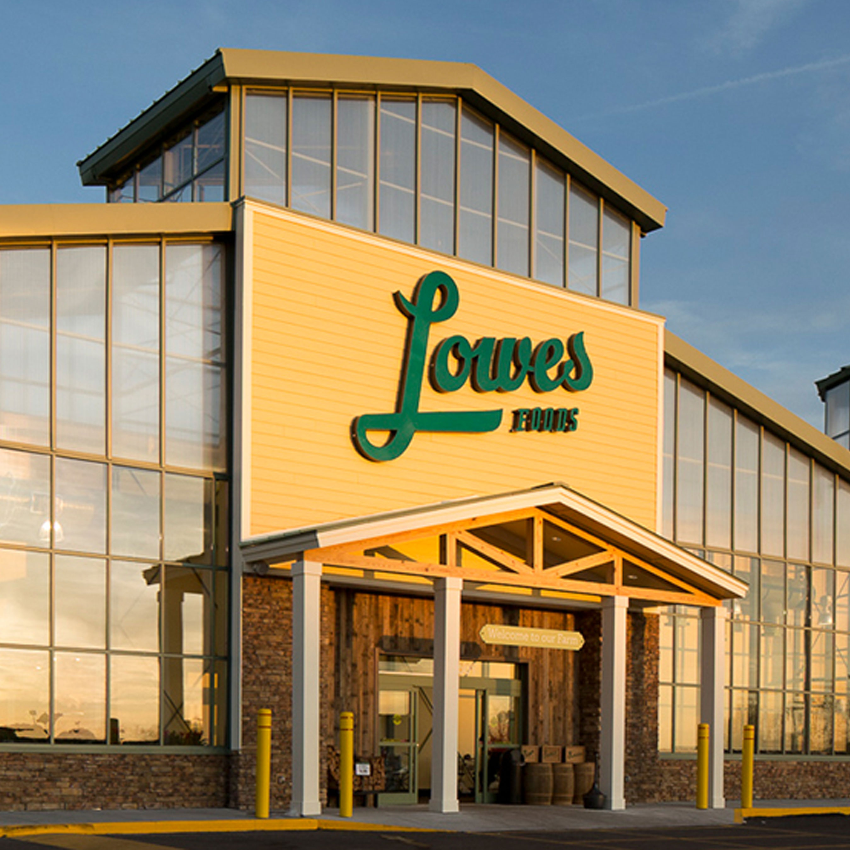 Lowes Foods Reduces Total Retail Loss with Zebra Prescriptive Analytics