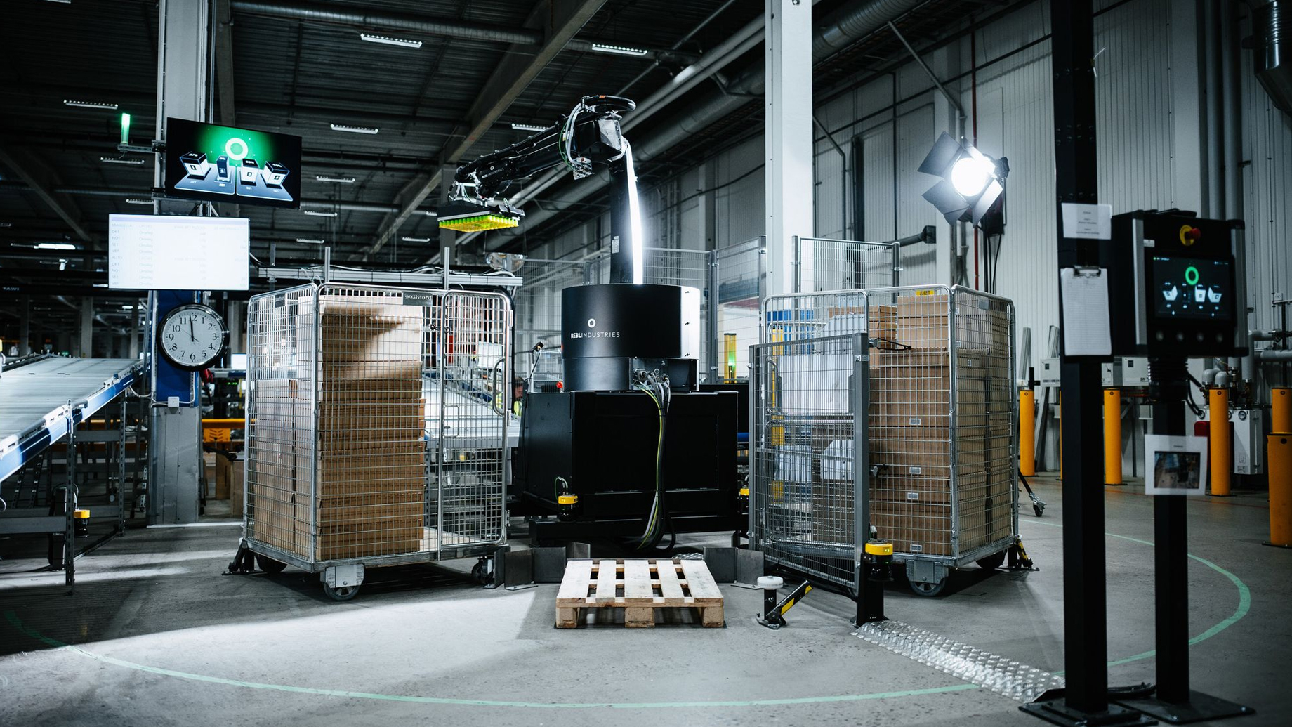 Rebl warehouse automation