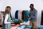 Thumbnail of /content/dam/zebra_dam/global/zcom-web-production/web-production-photography/web005/em45-rfid-retail-photography-website-customer-assist-3x2-3600.jpg